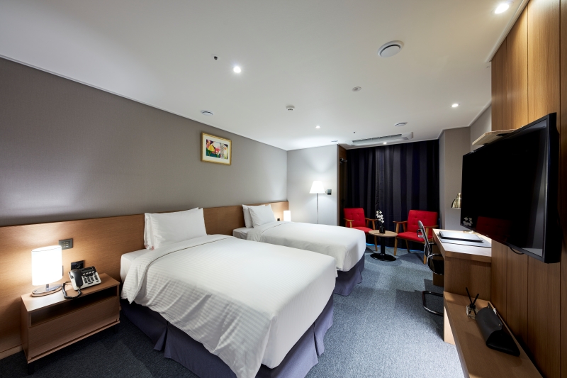 room-card-img-2